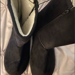 New fuzzie boots